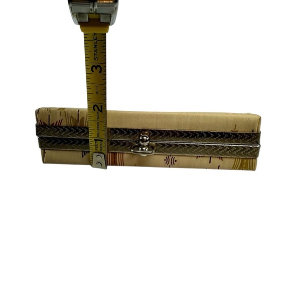 Vtg 1960’s Cat Eye Glass Case Only Retro Mid Century Gold Kiss Latch. - Picture 11 of 11